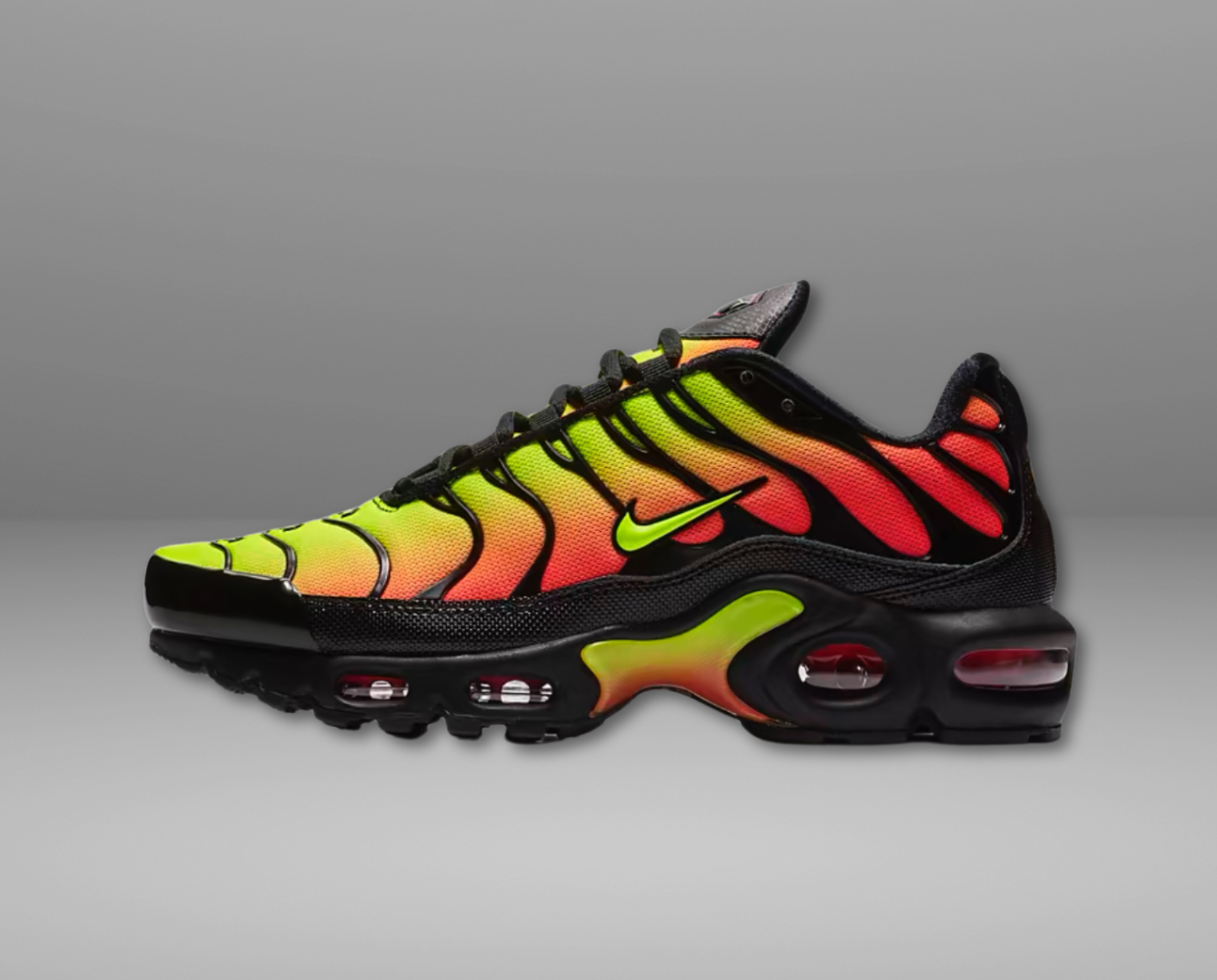 Nike air max plus black volt solar red sales