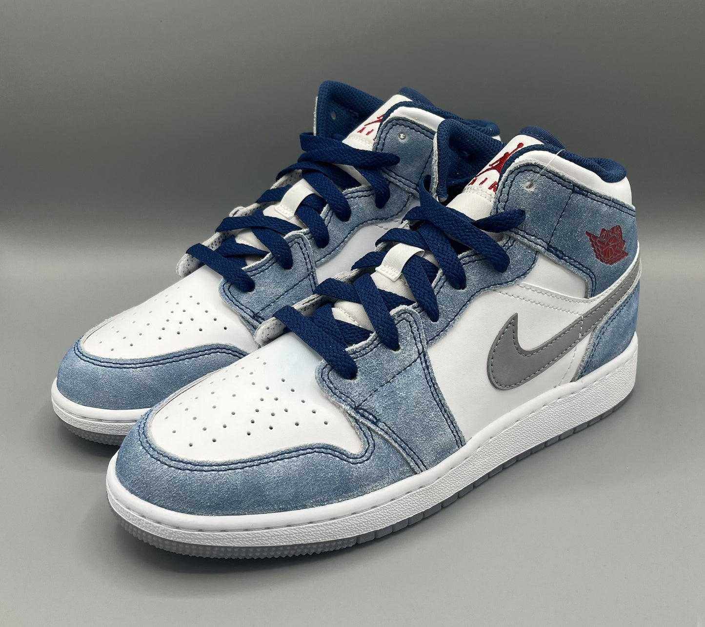 Air Jordan 1 Mid SE "French Blue" - snkrs83