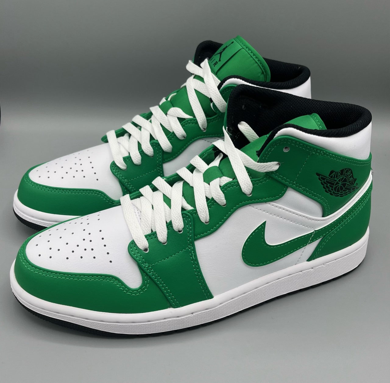 Nike air jordan 1 mid green discount