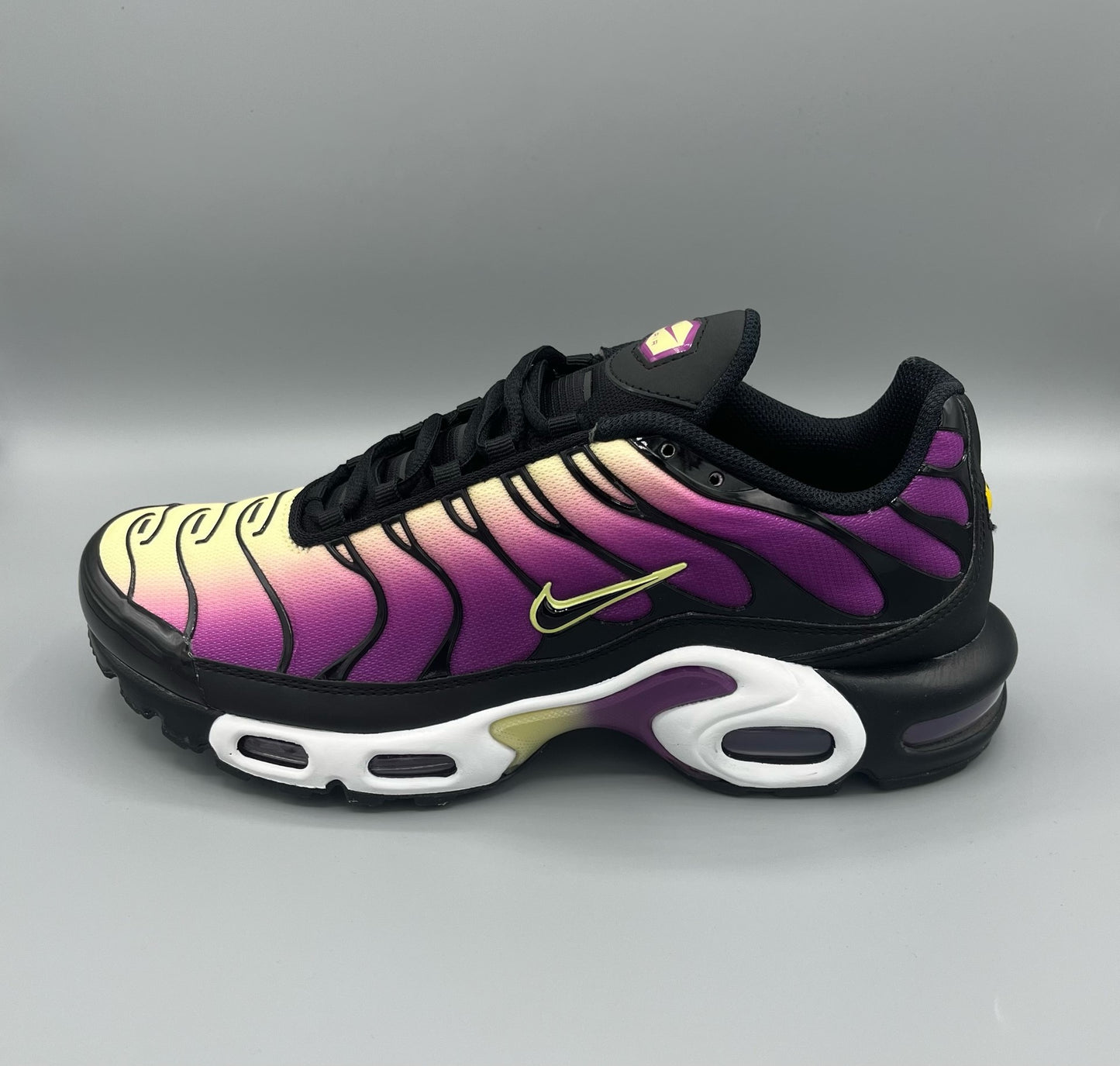 Air Max Plus "Bold Berry Citron Tint" - snkrs83