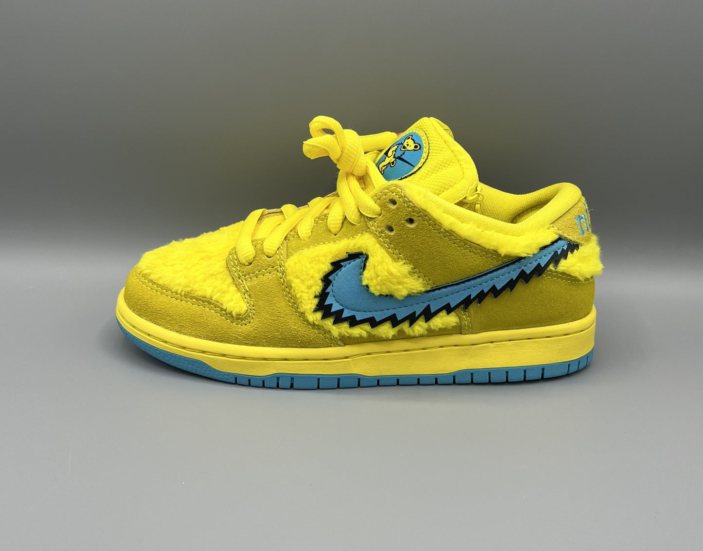 SB Dunk Low x Grateful Dead "Bears Yellow"