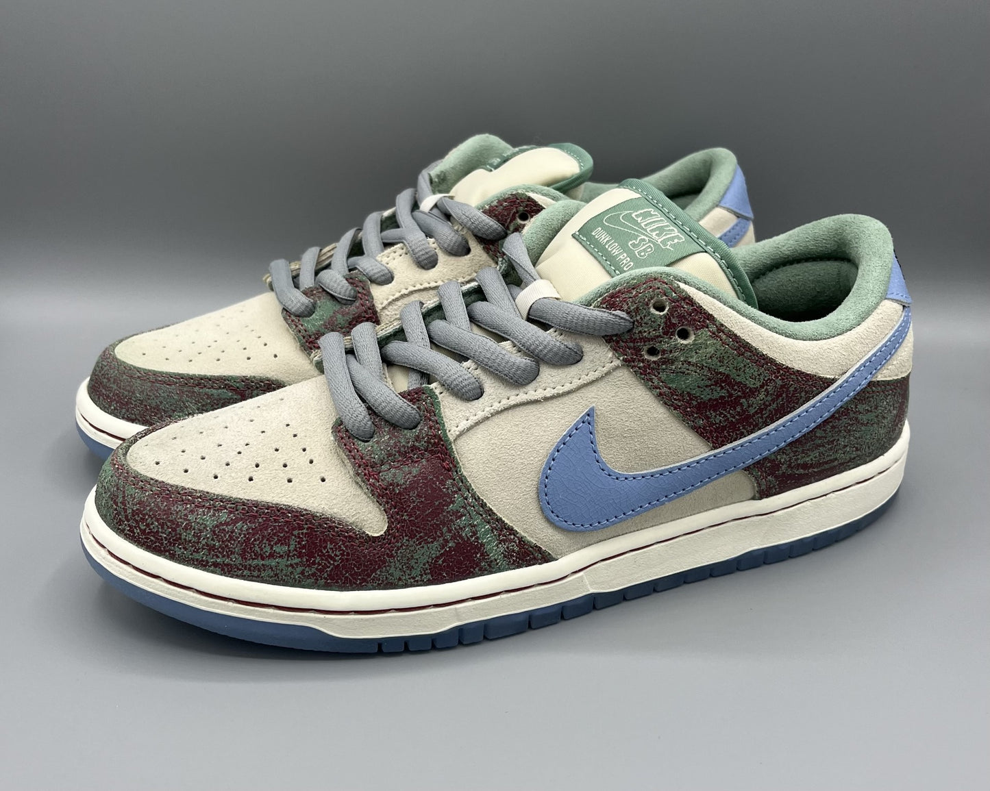 SB Dunk Low x Crenshaw Skate Club - snkrs83