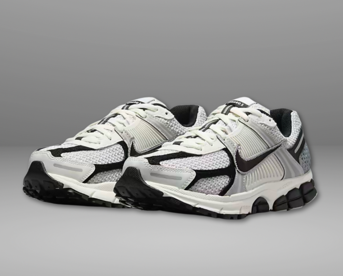 Nike Zoom Vomero 5 "Photon Dust Black"