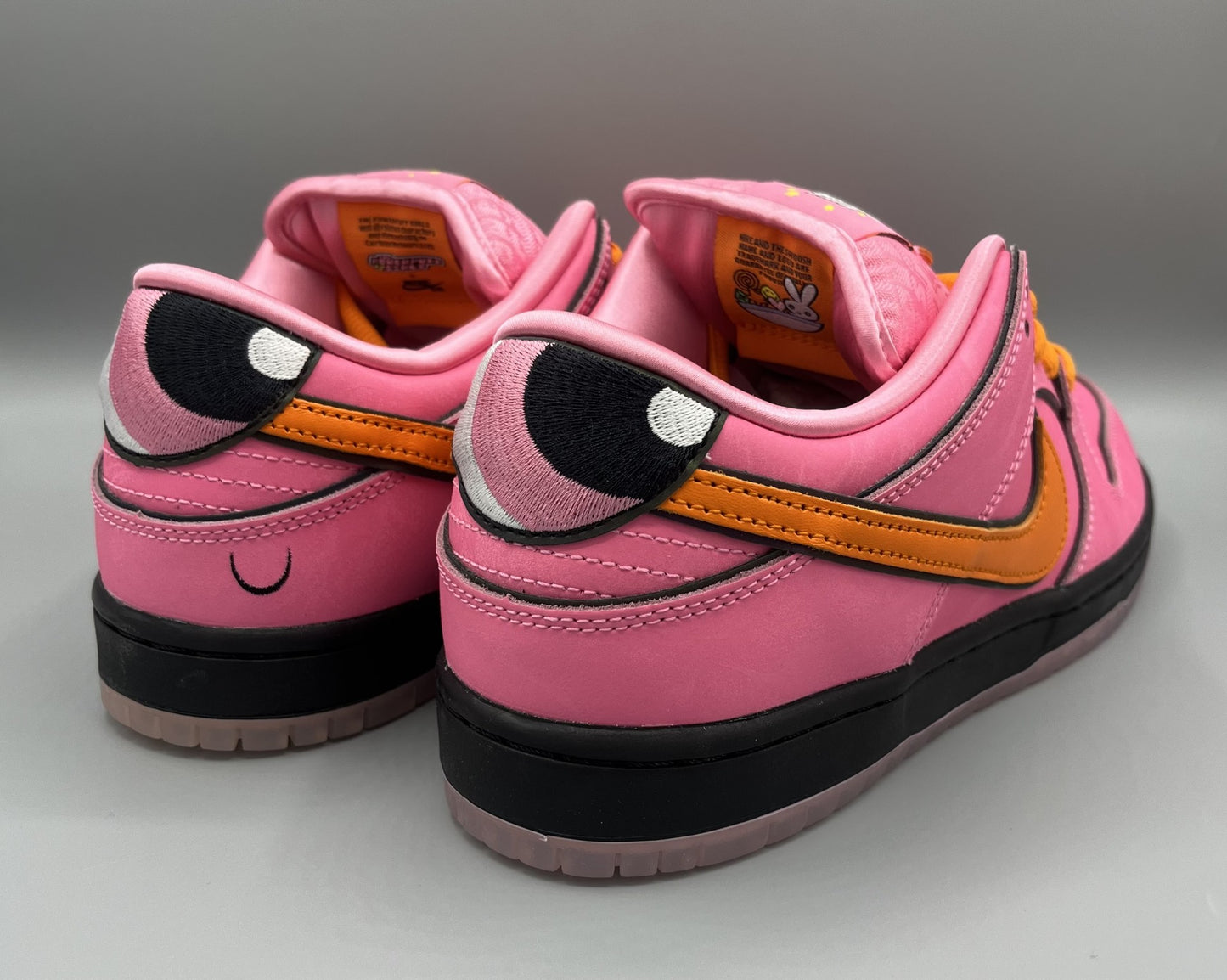 SB Dunk Low x The Powerpuff Girls "Blossom"