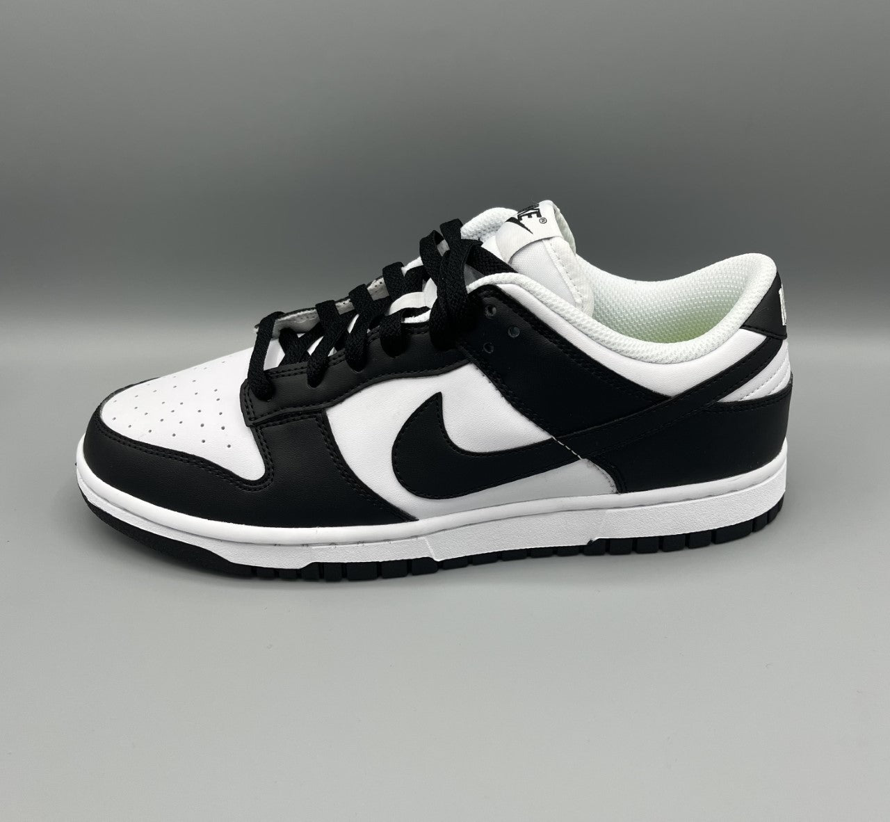 Dunk Low Next Nature Black White - snkrs83