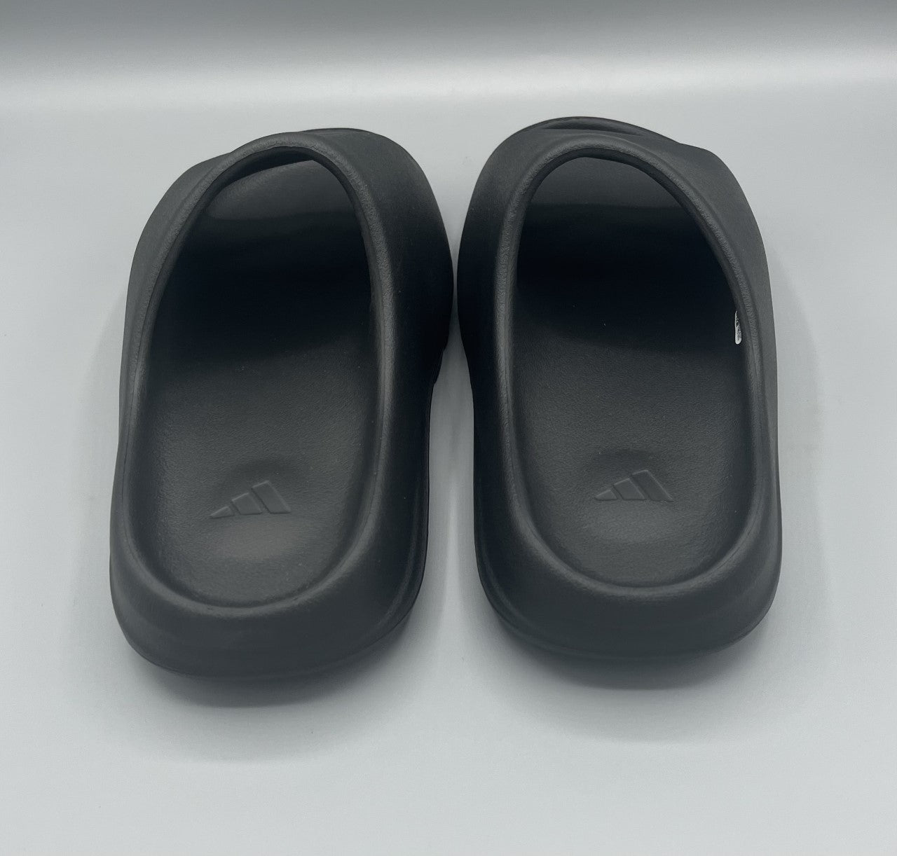 Yeezy Slide "Onyx" - snkrs83