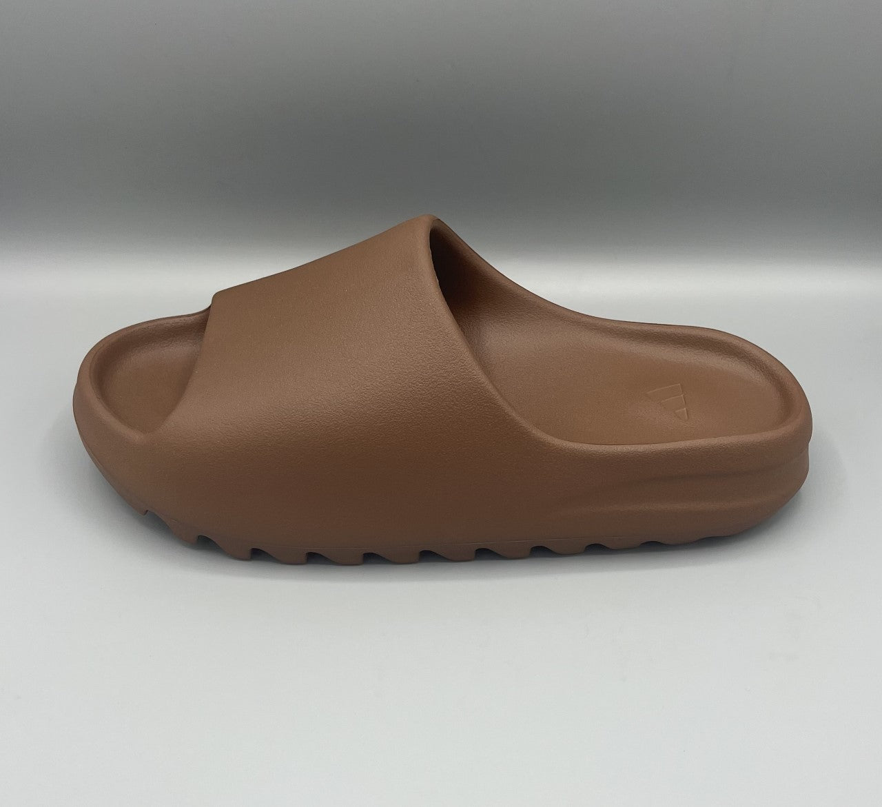 Yeezy Slide "Flax" - snkrs83